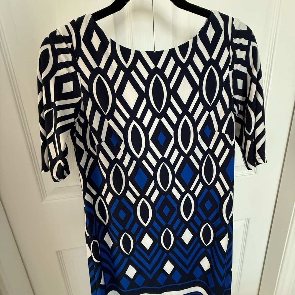 Eliza J Navy and White Diamond Pattern Midi Dressz Excellent condition